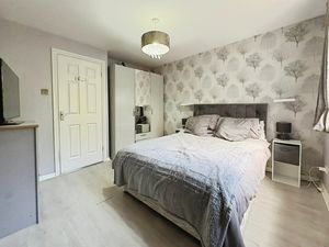 Photo 3- click for photo gallery